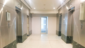 Office for rent in Urdaneta, Metro Manila near MRT-3 Buendia