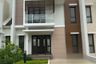 Rumah dijual dengan 4 kamar tidur di Harapan Mulya, Jawa Barat