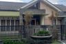 Rumah dijual dengan 3 kamar tidur di Dinoyo, Jawa Timur