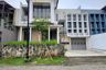 Rumah dijual dengan 4 kamar tidur di Bintaro, Jakarta