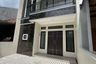 4 Bedroom House for sale in Jelupang, Banten