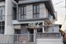 4 Bedroom House for sale in Sukolilo, East Java