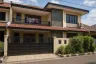 4 Bedroom House for sale in Gubeng, East Java