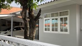 2 Bedroom House for rent in Khan Na Yao, Bangkok near MRT Nopparat