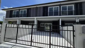 3 Bedroom Townhouse for sale in Chalong, Phuket