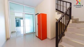 6 Bedroom Commercial for sale in Khlong Ha, Pathum Thani