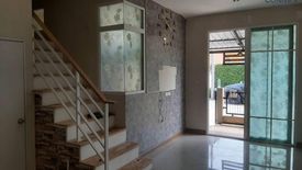 3 Bedroom Townhouse for sale in Khlong Sam, Pathum Thani