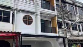 4 Bedroom Townhouse for sale in Talat Khwan, Nonthaburi