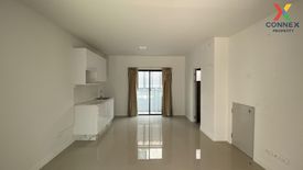 2 Bedroom Townhouse for sale in Bang Duea, Pathum Thani