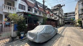 2 Bedroom Townhouse for sale in Thamsathit Villa, Bang Chak, Bangkok
