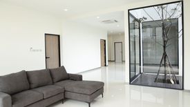 3 Bedroom House for sale in Suthep, Chiang Mai