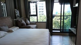 Condo for rent in Life One Wireless, Langsuan, Bangkok near BTS Ploen Chit