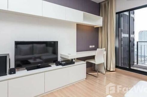 1 Bedroom Condo for rent in Urbano Absolute Sathon - Taksin, Khlong Ton Sai, Bangkok near BTS Krung Thon Buri