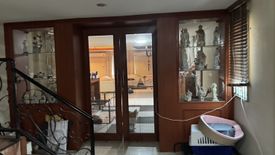 5 Bedroom Townhouse for sale in Suan Luang, Bangkok near MRT Phatthanakan