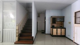 5 Bedroom Townhouse for sale in Hua Mak, Bangkok