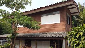 4 Bedroom House for sale in Bang Lamphu Lang, Bangkok near BTS Krung Thon Buri