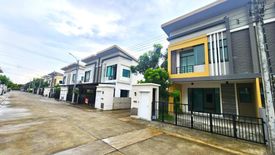 3 Bedroom Townhouse for sale in Om Kret, Nonthaburi