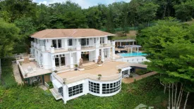 10 Bedroom Villa for sale in Pa Khlok, Phuket