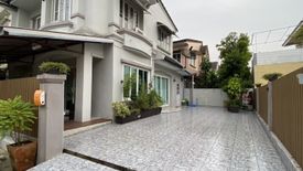 3 Bedroom Townhouse for sale in Bussarin Ram Inthra, Sam Wa Tawan Tok, Bangkok