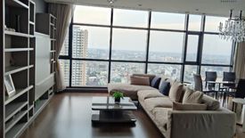 3 Bedroom Condo for sale in Urbano Absolute Sathon - Taksin, Khlong Ton Sai, Bangkok near BTS Krung Thon Buri