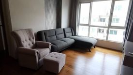 2 Bedroom Condo for rent in Hive Taksin, Khlong Ton Sai, Bangkok near BTS Wongwian Yai