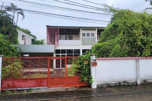 3 Bedroom House for sale in Phra Khanong Nuea, Bangkok near BTS Ekkamai