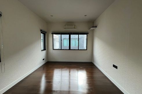 ขายบ้าน เศรษฐสิริ กรุงเทพกรีฑา 5 ห้องนอน ใน หัวหมาก, บางกะปิ