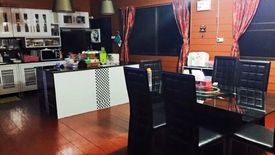 4 Bedroom House for sale in Wat Ket, Chiang Mai