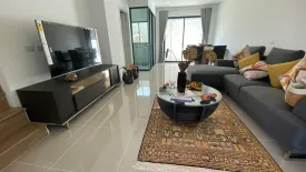 3 Bedroom Townhouse for sale in Patio Srinakarin - Rama 9, Hua Mak, Bangkok