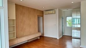 3 Bedroom Townhouse for sale in The Metro Rama 9, Prawet, Bangkok