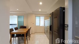 3 Bedroom Townhouse for sale in Leo Classic Place, Khlong Tan Nuea, Bangkok