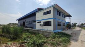 Warehouse / Factory for sale in Naraphirom, Nakhon Pathom