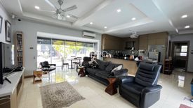 3 Bedroom House for sale in Nong Pla Lai, Chonburi