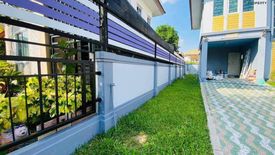 3 Bedroom Townhouse for sale in Ban Ko, Samut Sakhon