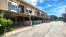 3 Bedroom Townhouse for sale in Nong Mai Daeng, Chonburi