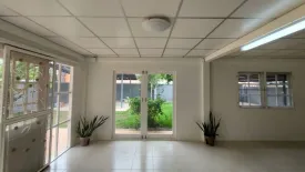 4 Bedroom House for rent in Bang Phlat, Bangkok