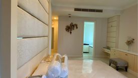 3 Bedroom Condo for rent in Royce Private Residences, Khlong Toei Nuea, Bangkok near BTS Asoke