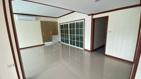 3 Bedroom Villa for sale in Rock Garden Beach Resort, Kram, Rayong