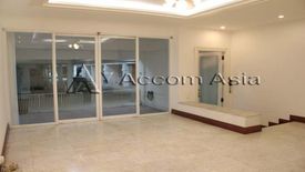 3 Bedroom Townhouse for rent in Khlong Toei, Bangkok near MRT Khlong Toei