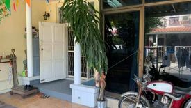 3 Bedroom Townhouse for sale in Khlong Sam, Pathum Thani