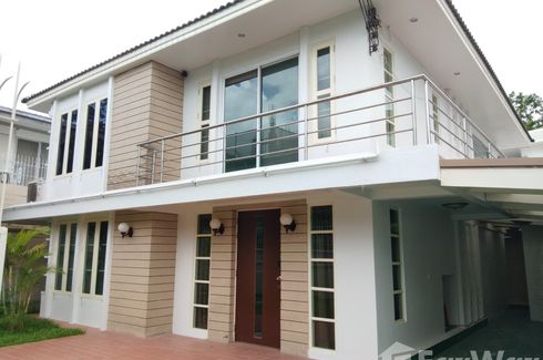 3 Bedroom House for rent in Khlong Tan Nuea, Bangkok near Airport Rail Link Ramkhamhaeng