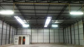 Warehouse / Factory for rent in Phlapphla, Bangkok near MRT Lat Phrao 83