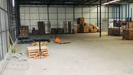 Warehouse / Factory for rent in Phlapphla, Bangkok near MRT Lat Phrao 83