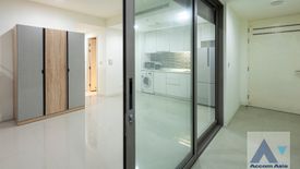 2 Bedroom Condo for sale in Bang Khlo, Bangkok