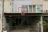 3 Bedroom Townhouse for rent in Patio Pattanakarn, Suan Luang, Bangkok