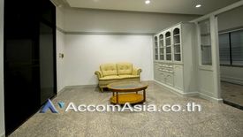 5 Bedroom Townhouse for rent in Phra Khanong, Bangkok near BTS Thong Lo