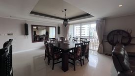 4 Bedroom Condo for rent in The Oleander, Khlong Toei Nuea, Bangkok near BTS Nana