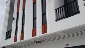 ให้เช่าทาวน์เฮ้าส์ 3 ห้องนอน ใน รัษฎา, เมืองภูเก็ต