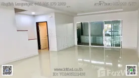 3 Bedroom Townhouse for sale in Mak Khaeng, Udon Thani