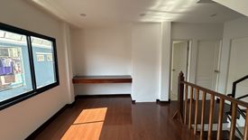 4 Bedroom Townhouse for sale in Ekbadi Village, Don Mueang, Bangkok